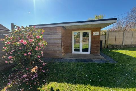23 Clevedon Road, Tickenham, Clevedon, BS21 6RA