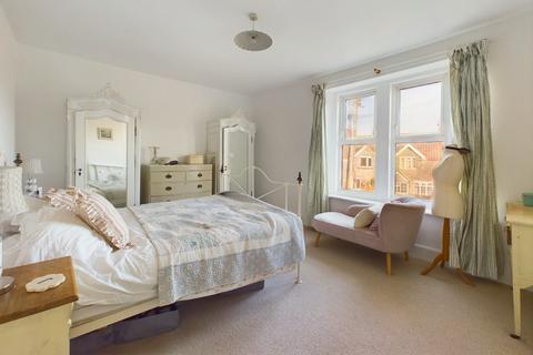 2 bedroom end of terrace house for sale, Kenn Road, North Somerset BS21