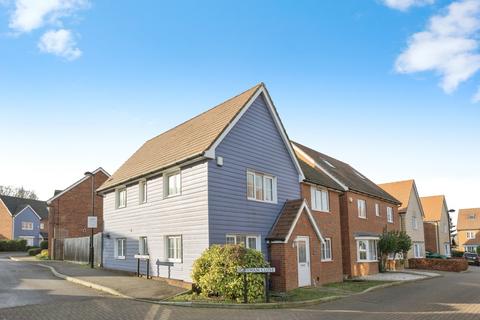 4 bedroom detached house for sale, Ightham Close, Kent DA3