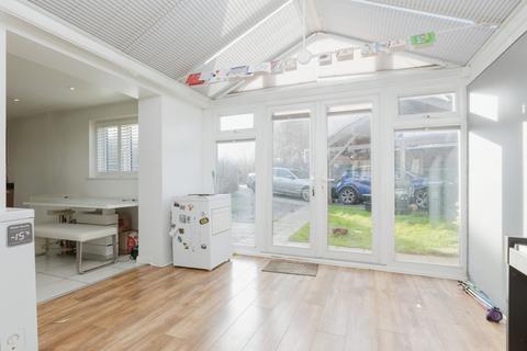 1 Ightham Close, Longfield, DA3 7AW