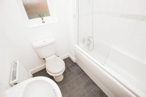 3 bedroom end of terrace house for sale, Barber Close, Shropshire SY11