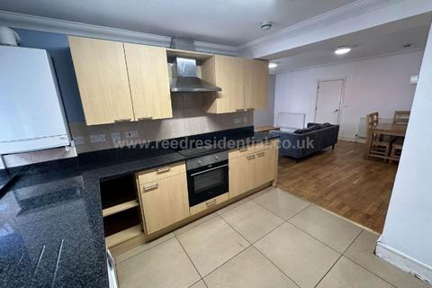 6 bedroom flat to rent, G Arthur Avenue, Lenton, Nottingham NG7