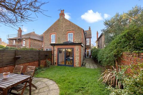 4 bedroom semi-detached house for sale, Highdown Avenue, Worthing BN13