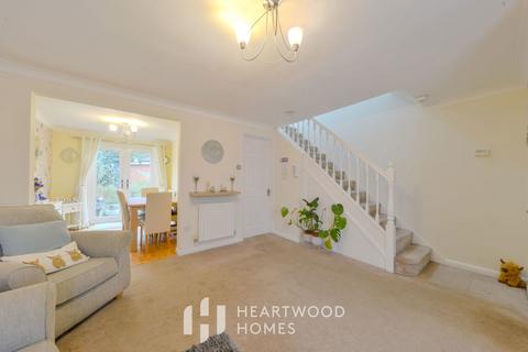 3 bedroom semi-detached house for sale, Autumn Glades, Hemel Hempstead, HP3 8UB