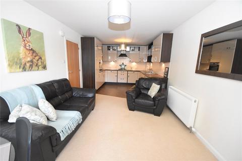 2 bedroom flat to rent, Midstocket View, Aberdeen, AB15