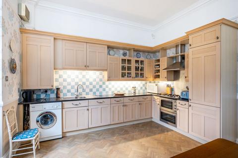 23 Brigade Place, Caterham, CR3 5ZU