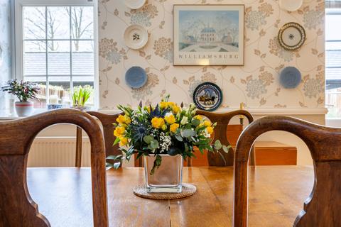23 Brigade Place, Caterham, CR3 5ZU