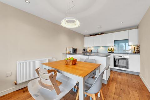 2 bedroom flat for sale, Seren Park Gardens, London SE3