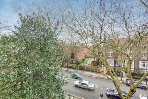 4 bedroom house to rent, Fitzjohns Avenue, London