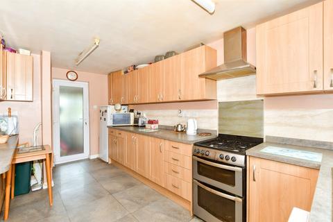 3 bedroom terraced house for sale, Drage Road, East Peckham, Tonbridge, Kent