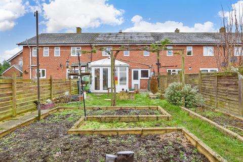 3 bedroom terraced house for sale, Drage Road, East Peckham, Tonbridge, Kent