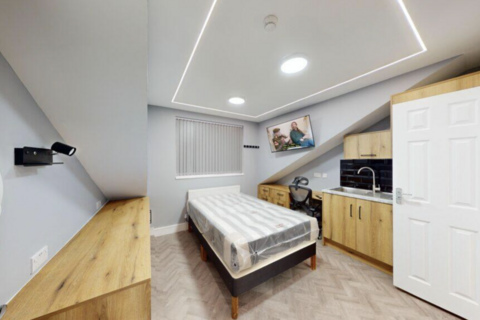 6 bedroom terraced house to rent, Tiverton Road, Birmingham B29