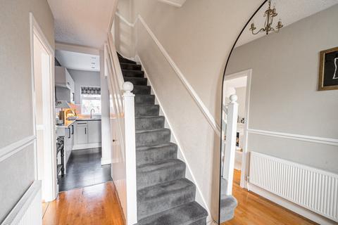 142 Ravenscroft Road, Beckenham, BR3 4TW