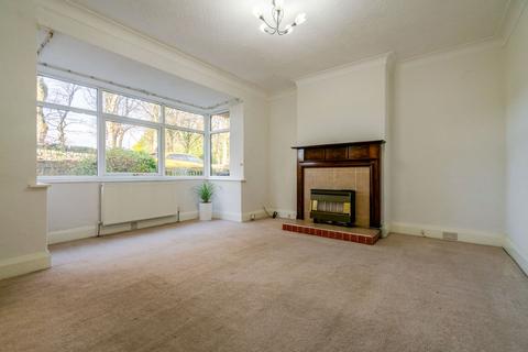 3 bedroom terraced house for sale, Krumlin Road, Halifax HX4
