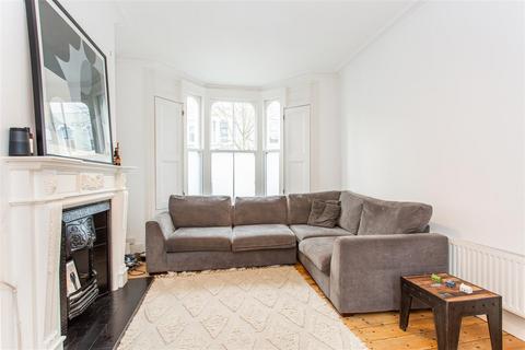 4 Lyal Road, London, E3 5QG