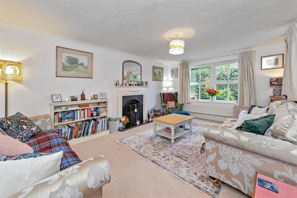 36 Longacres-15.jpg