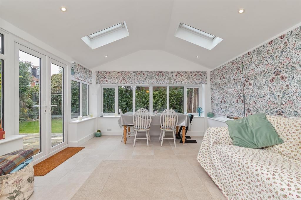 36 Longacres-31.jpg
