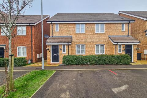 3 bedroom semi-detached house for sale, Hadrian Crescent, Leighton Buzzard