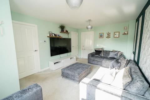 3 bedroom semi-detached house for sale, Hadrian Crescent, Leighton Buzzard