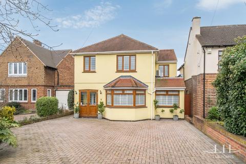 4 bedroom detached house for sale, Rowan Walk, Hornchurch