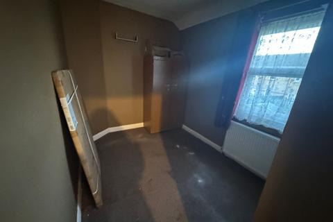 3 bedroom terraced house to rent, Whitethorn Crescent, Newcastle Upon NE5