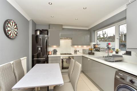 3 bedroom terraced house for sale, Hampton Crescent, Gravesend, Kent