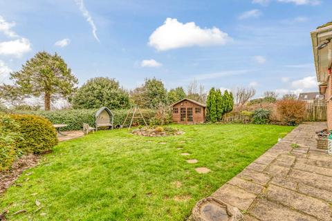 3 bedroom detached bungalow for sale, Worlebury Hill Road, Worlebury - Prestigious Location