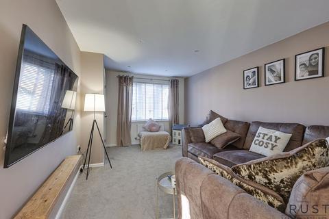 3 Calder Close, Mirfield, WF14 8JG