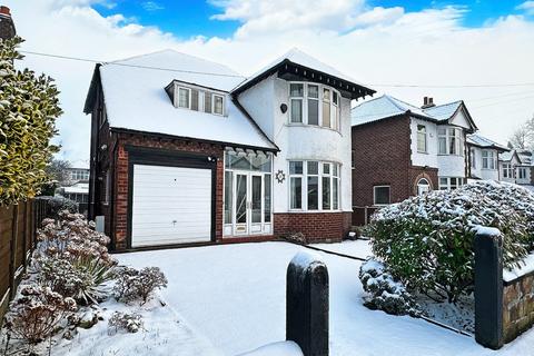 3 bedroom detached house for sale, South Meade, Timperley