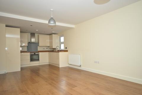 1 bedroom flat to rent, East Street Horsham RH12