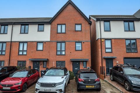 4 bedroom end of terrace house for sale, Ambassador Avenue, Birmingham, West Midlands, B31