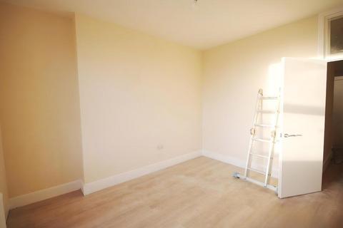 4 bedroom terraced house to rent, LONDON ROAD, WEMBLEY, HA9 7HG