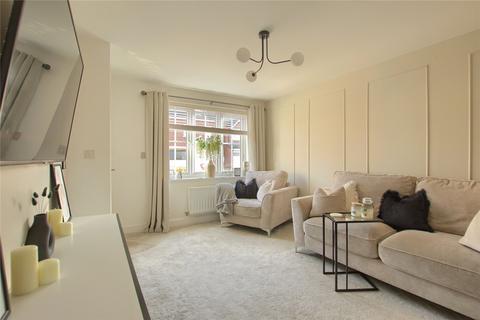 8 Field Avenue, Middlesbrough, TS4 2US
