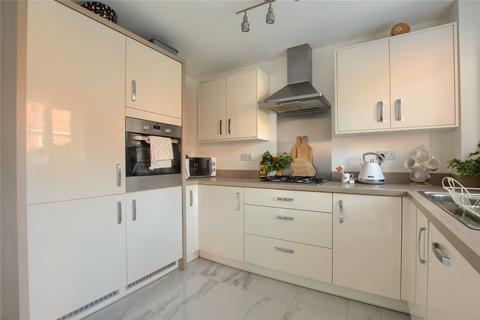 8 Field Avenue, Middlesbrough, TS4 2US