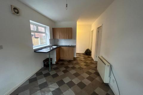 1 bedroom flat to rent, WHARF ROAD,PINXTON