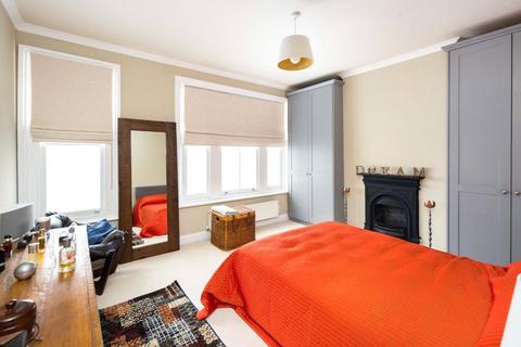 11 Lyal Road, London, E3 5QG