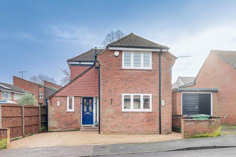 3 bedroom detached house for sale, West Way, Harpenden, Hertfordshire, AL5