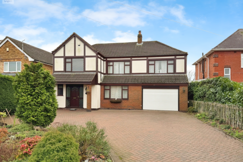 4 bedroom detached house for sale, Sketchley Road, Burbage