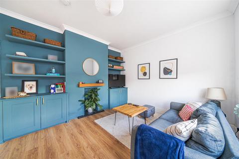 134a Ellerton Road, Surbiton, KT6 7TZ
