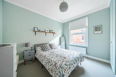 134a Ellerton Road, Surbiton, KT6 7TZ
