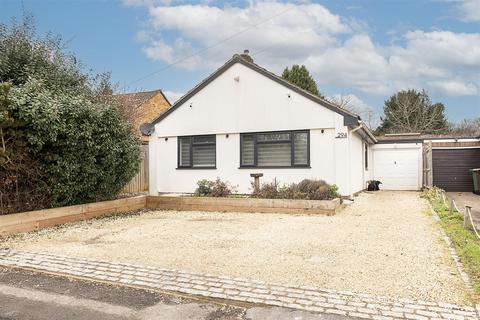 4 bedroom detached bungalow for sale, Lower Luton Road, Wheathampstead