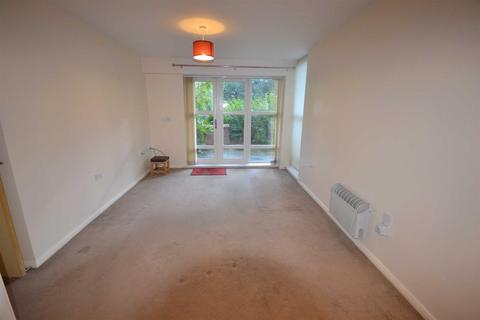 1 bedroom apartment to rent, Shorecliffe Rise, Radcliffe M26