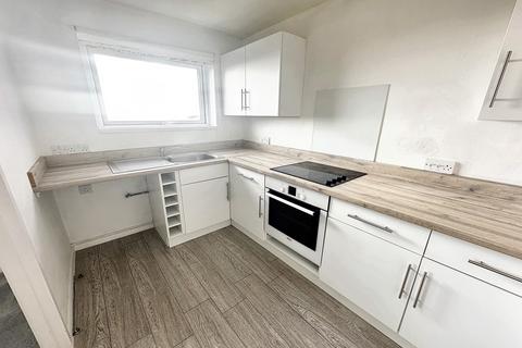 1 bedroom flat to rent, South Coast Road, Peacehaven, BN10 7EJ