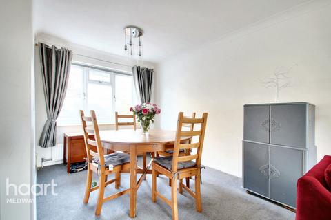 4 bedroom detached house for sale, Englefield Crescent, Rochester