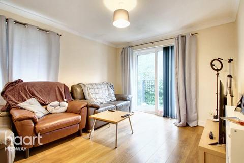 2 bedroom maisonette for sale, Armada Way, Chatham