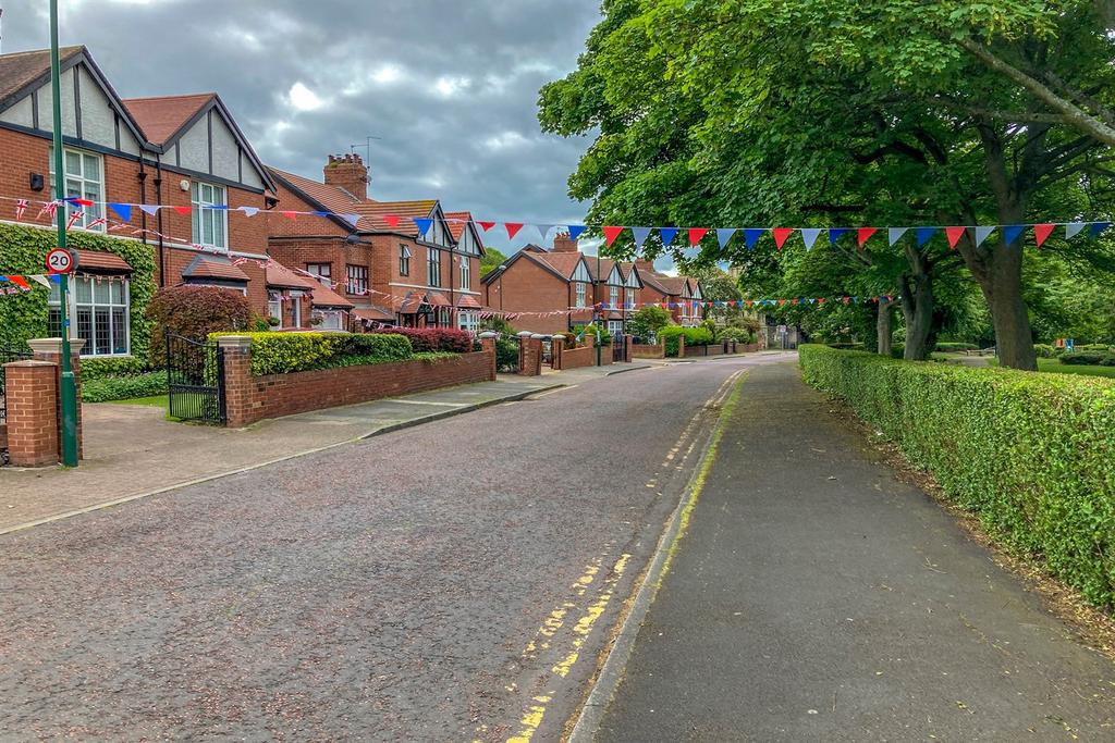 Front Street