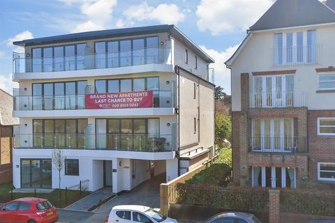 1 bedroom ground floor flat for sale, Forest View, Chingford