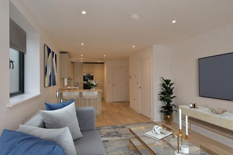 1 bedroom ground floor flat for sale, Forest View, Chingford