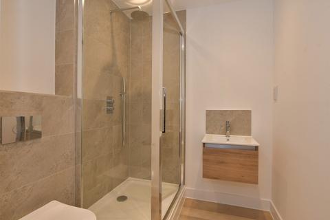 1 bedroom ground floor flat for sale, Forest View, Chingford