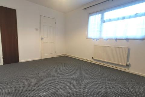 2 bedroom ground floor flat to rent, Southall Avenue, Skewen, SA10 6YN